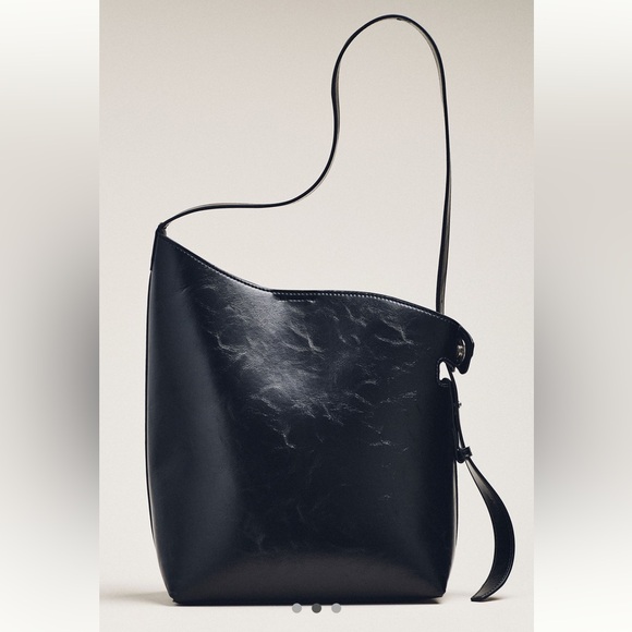 nordstrom lululemon bag Everywhere Belt Bag, (LU9B78S) : Sports & Outdoors Color:Pink (Black) W 19Cm X D street-photography Louis Vuitton 2021 Monogram
